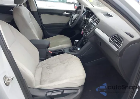 2019 Volkswagen Tiguan 2.0T S z USA, uszkodzony, nr VIN 3VV1B7AX7KM006382